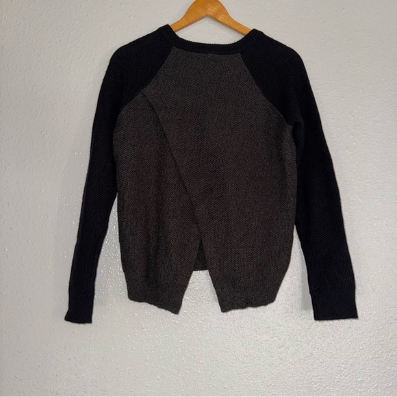 Madewell gray black color block long sleeve waffle knit sweater split back small - Picture 3 of 7